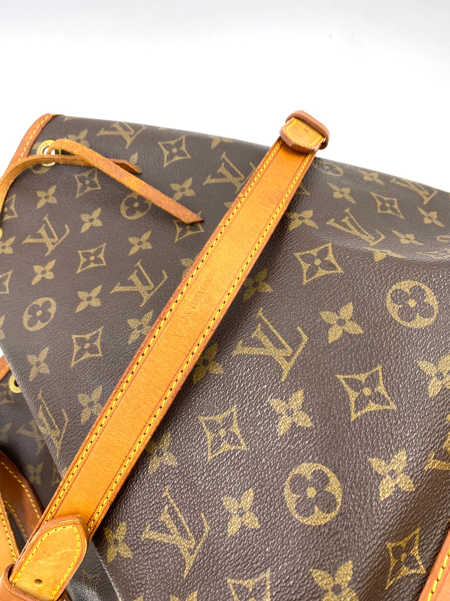LOUIS VUITTON Noe grande Monogram Canvas