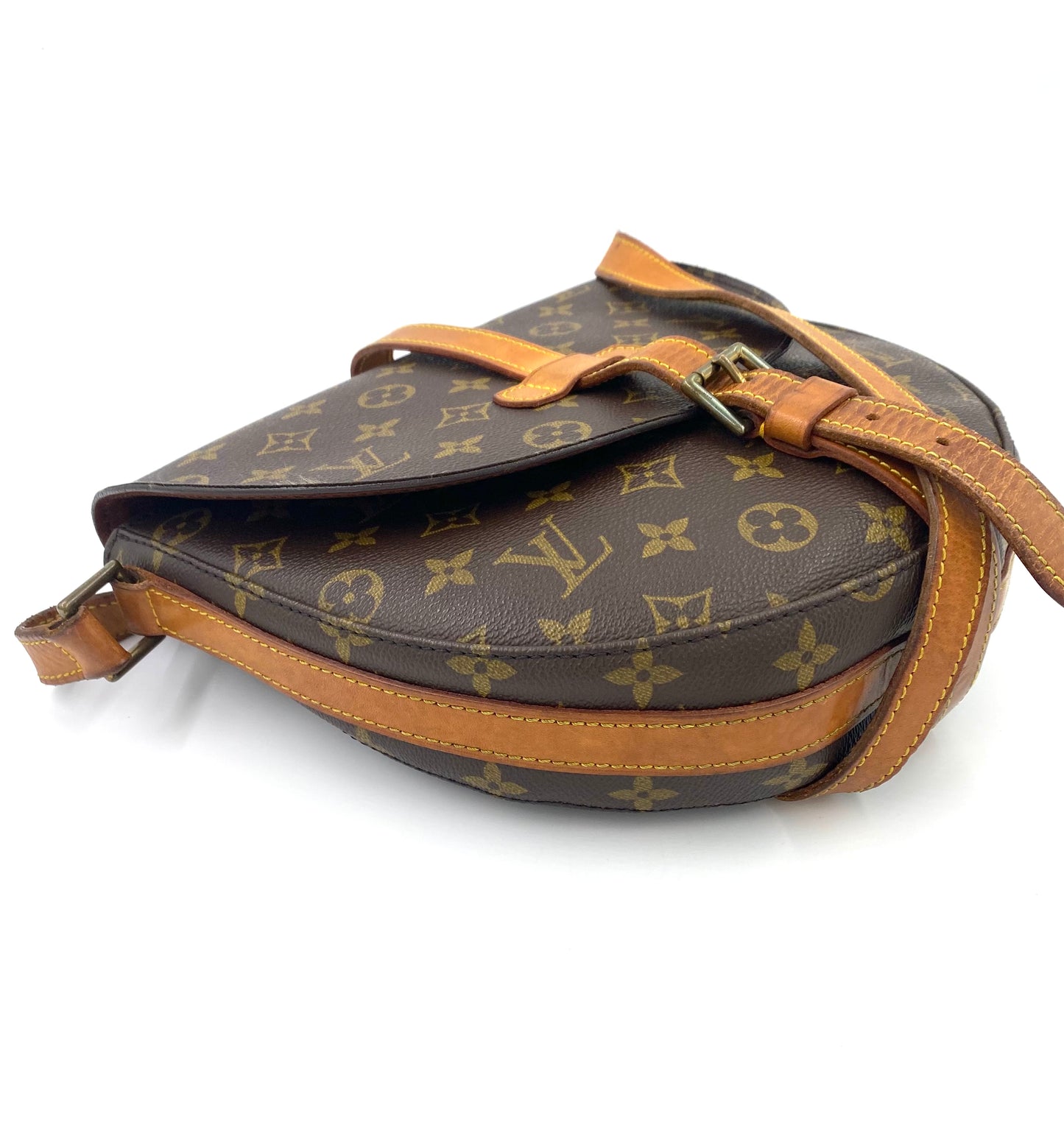 LOUIS VUITTON Chantilly Monogram Canvas