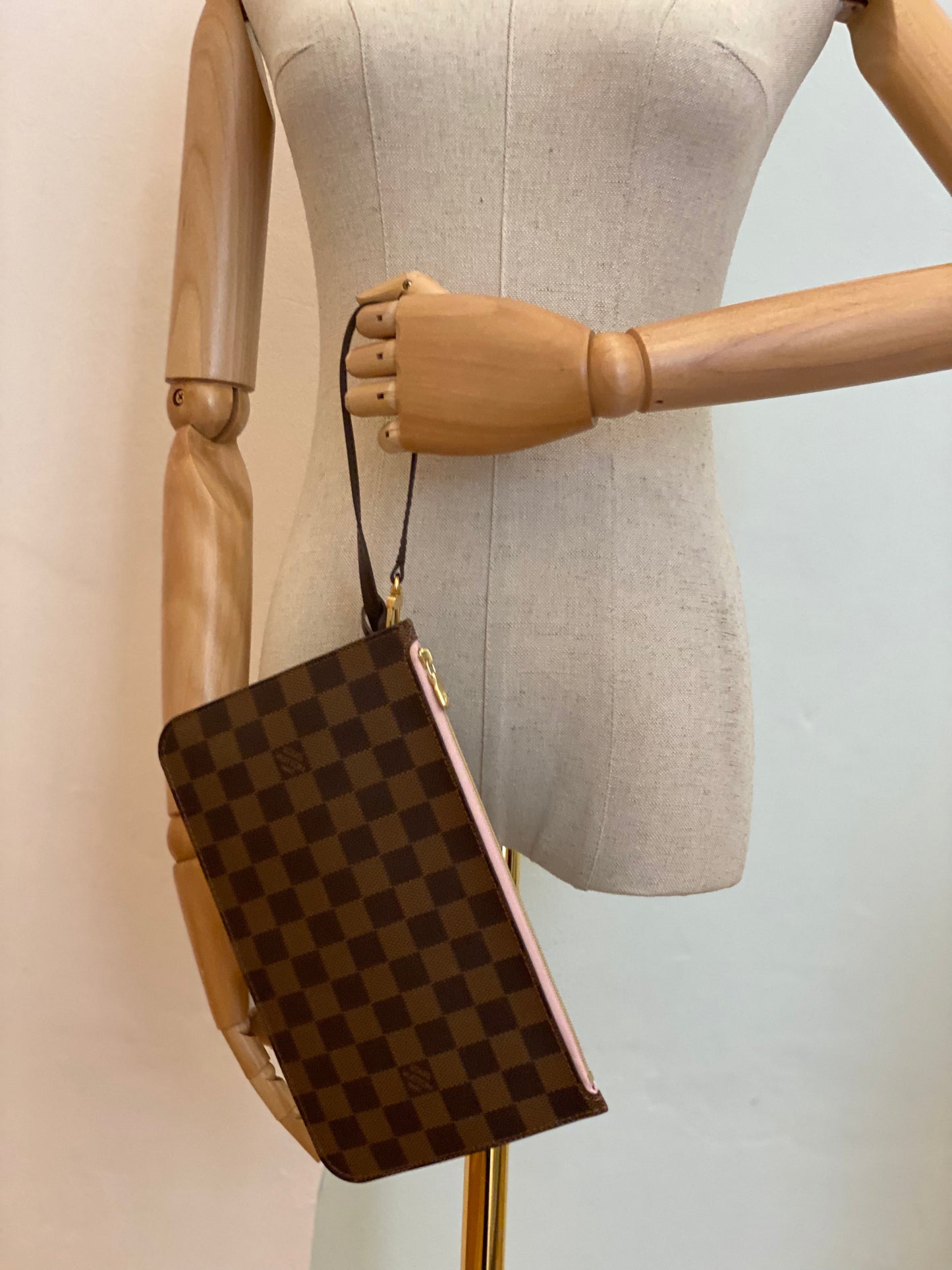 LOUIS VUITTON Neverfull MM mit Pochette Damier ebene