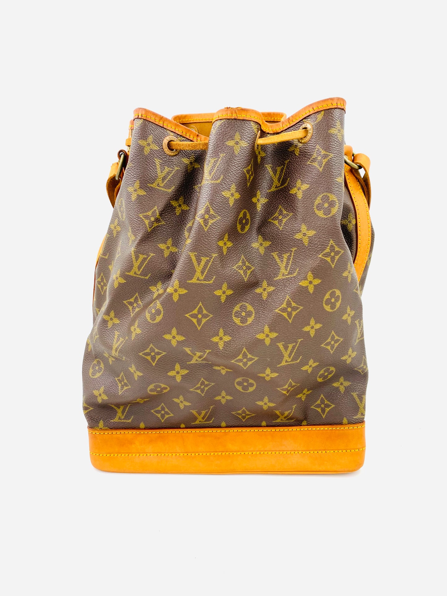 LOUIS VUITTON Noe grande Monogram Canvas