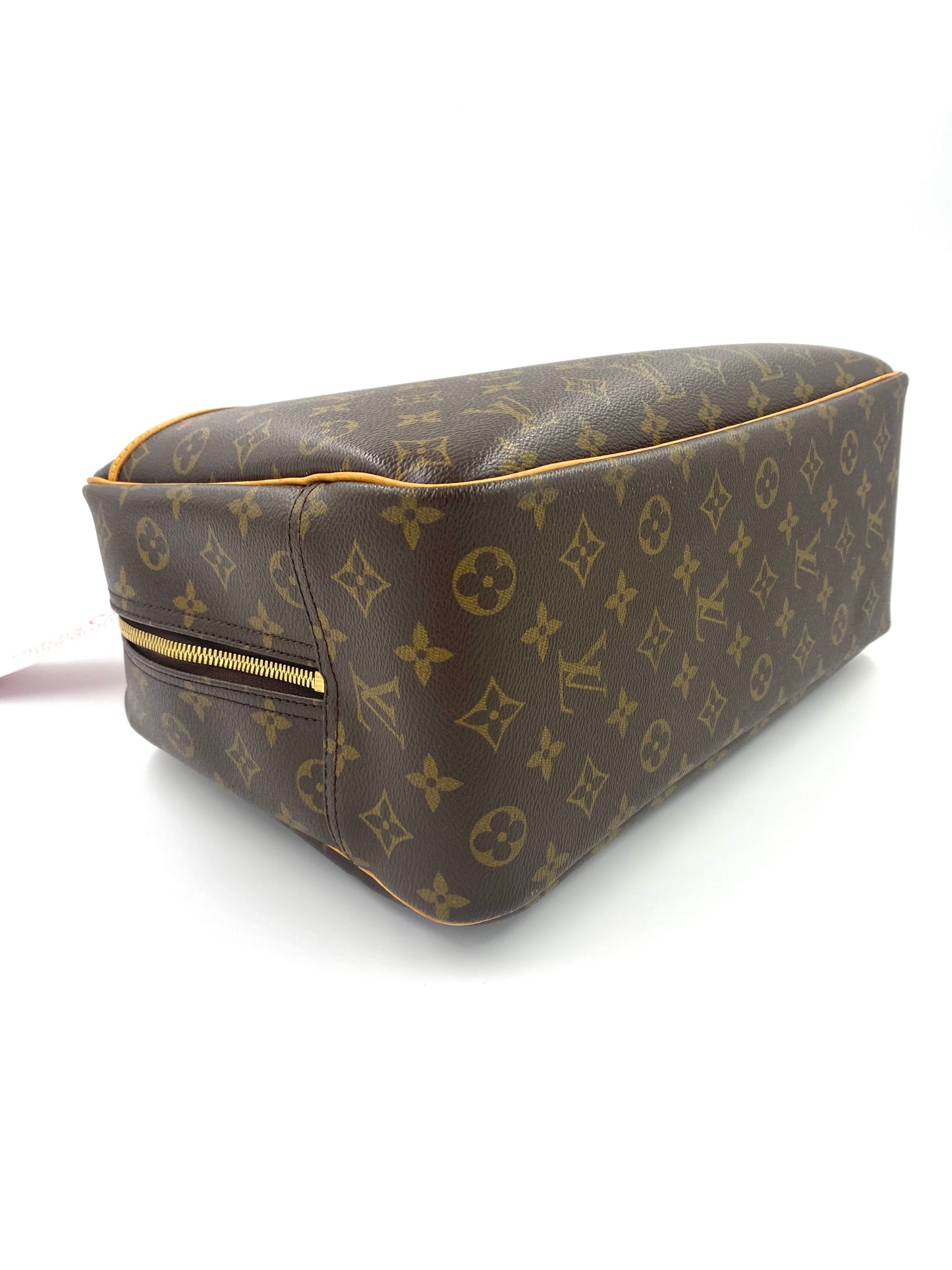 LOUIS VUITTON Deauville Monogram Canvas