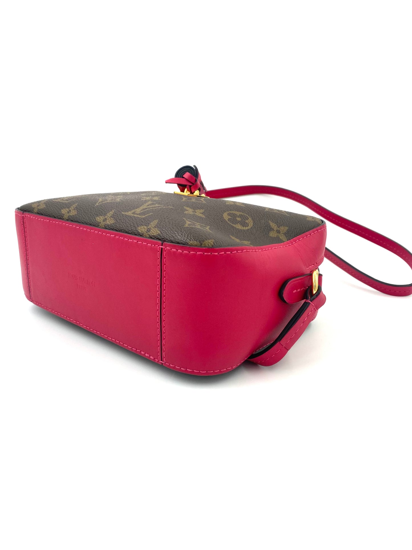 LOUIS VUITTON Saintonge Monogram fuchsia