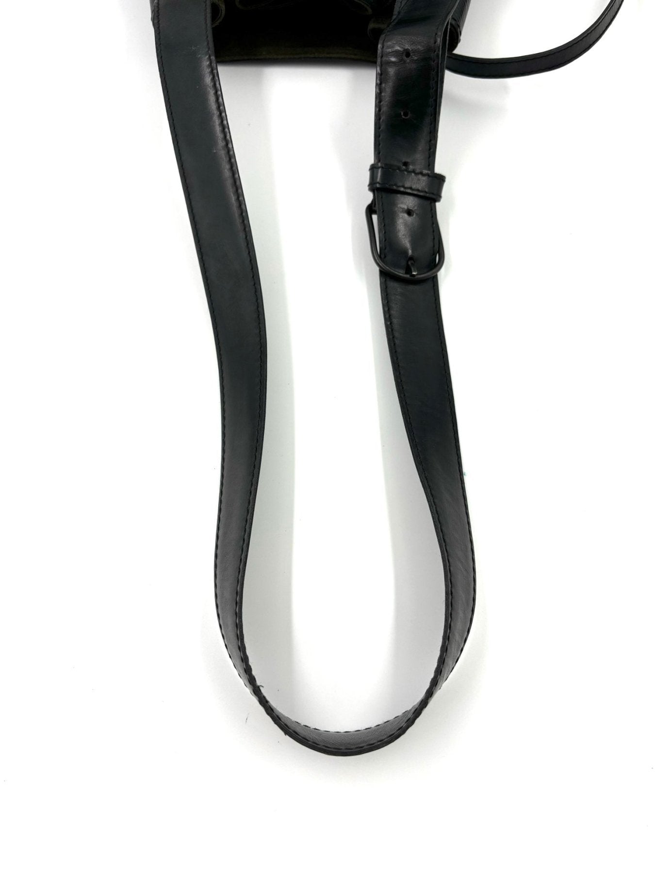 Louis Vuitton Sac D'Paule Epi noir Schulterriemen aus schwarzem Epileder mit verstellbarer Schnalle