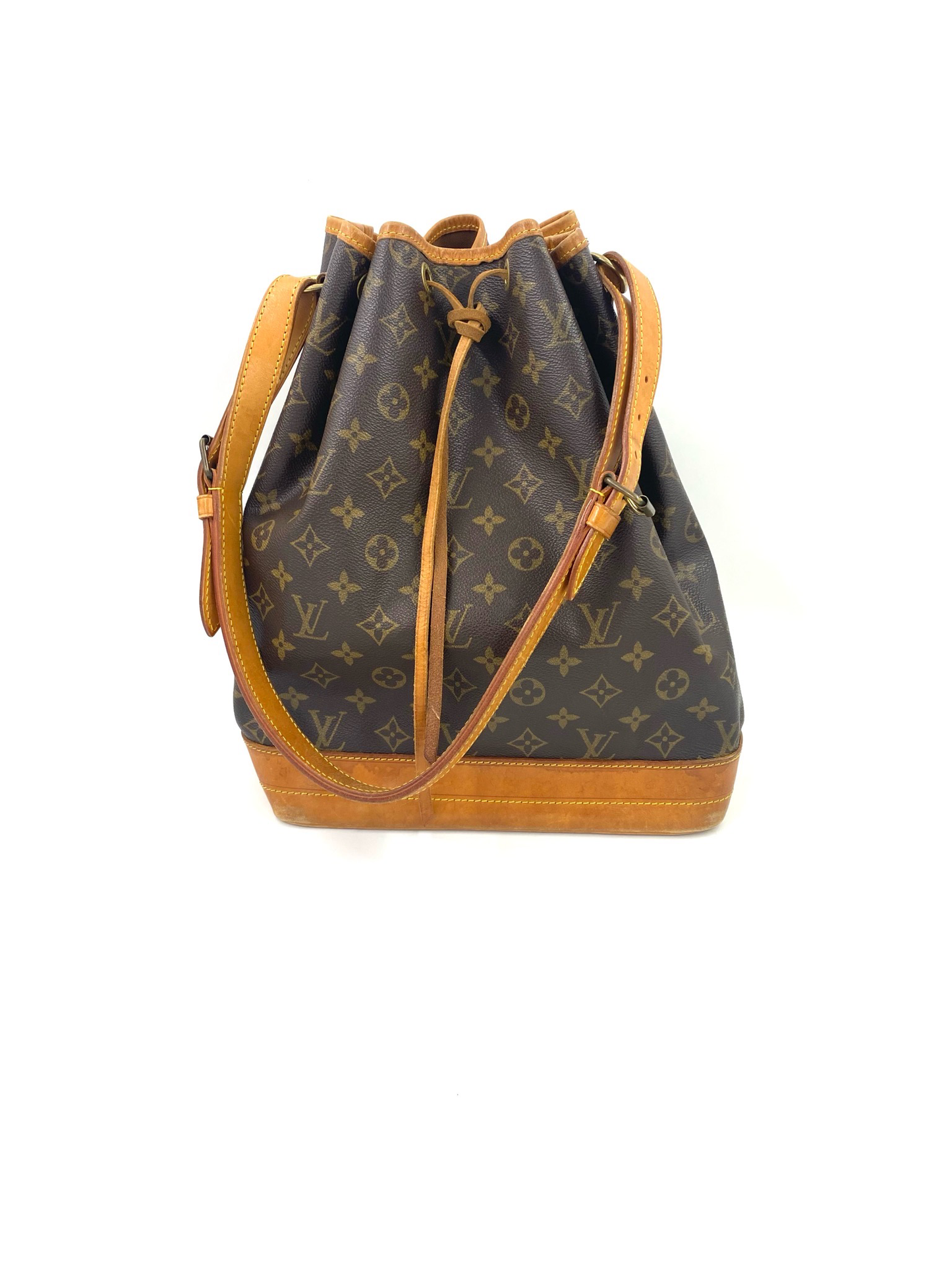 LOUIS VUITTON Noe grande Monogram Canvas