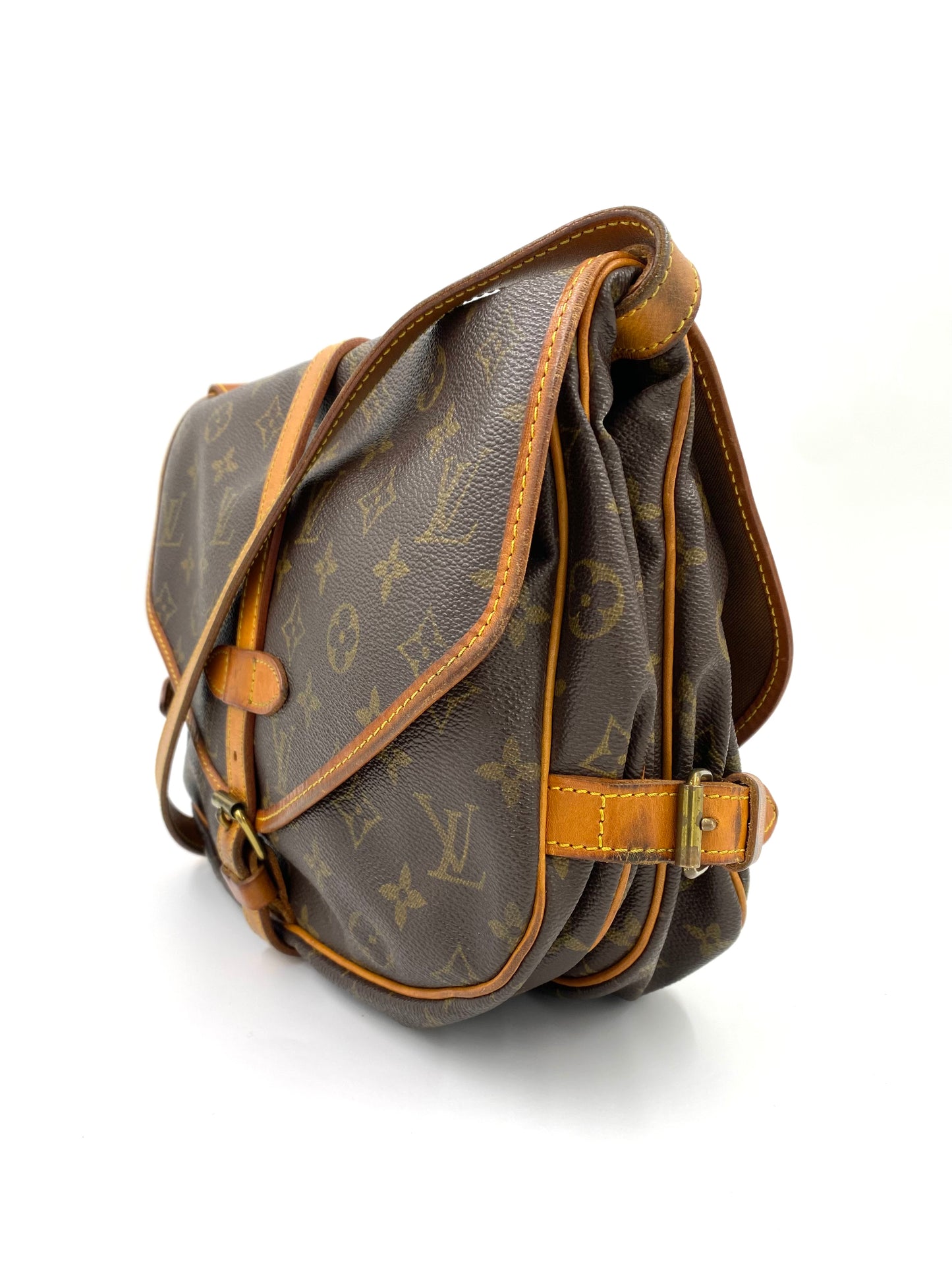 LOUIS VUITTON Saumur 30 Monogram Canvas