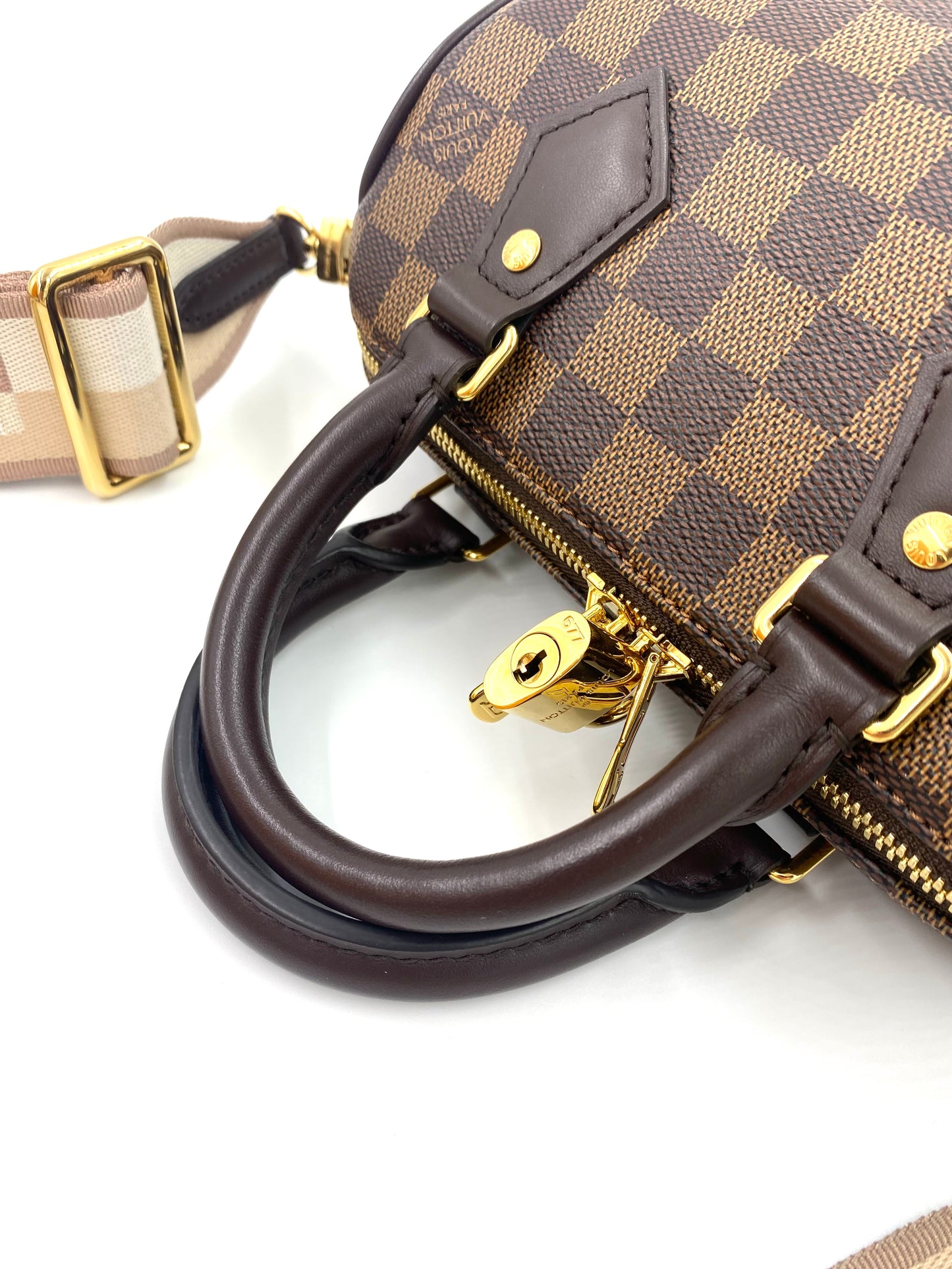 LOUIS VUITTON Speedy Bandouliere 20 Damier ebene