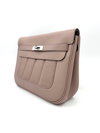 Hochwertige HERMÈS Berline 29 taupe PHW Designer Handtasche in elegantem, zeitlosem Design aus feinem Leder.