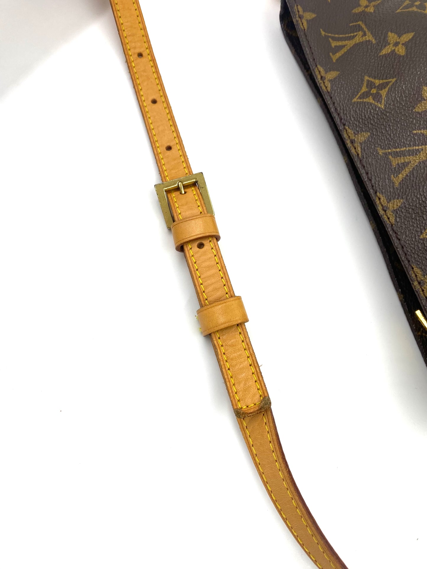 LOUIS VUITTON Trotteur Monogram Canvas