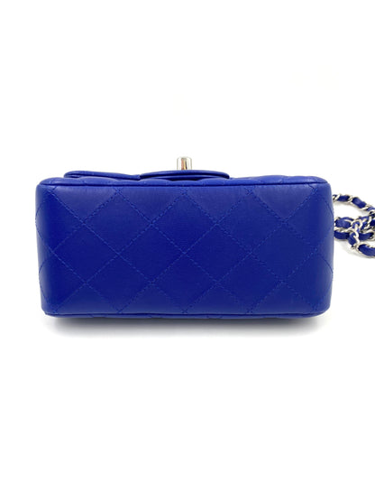 CHANEL Single Flap Bag blau