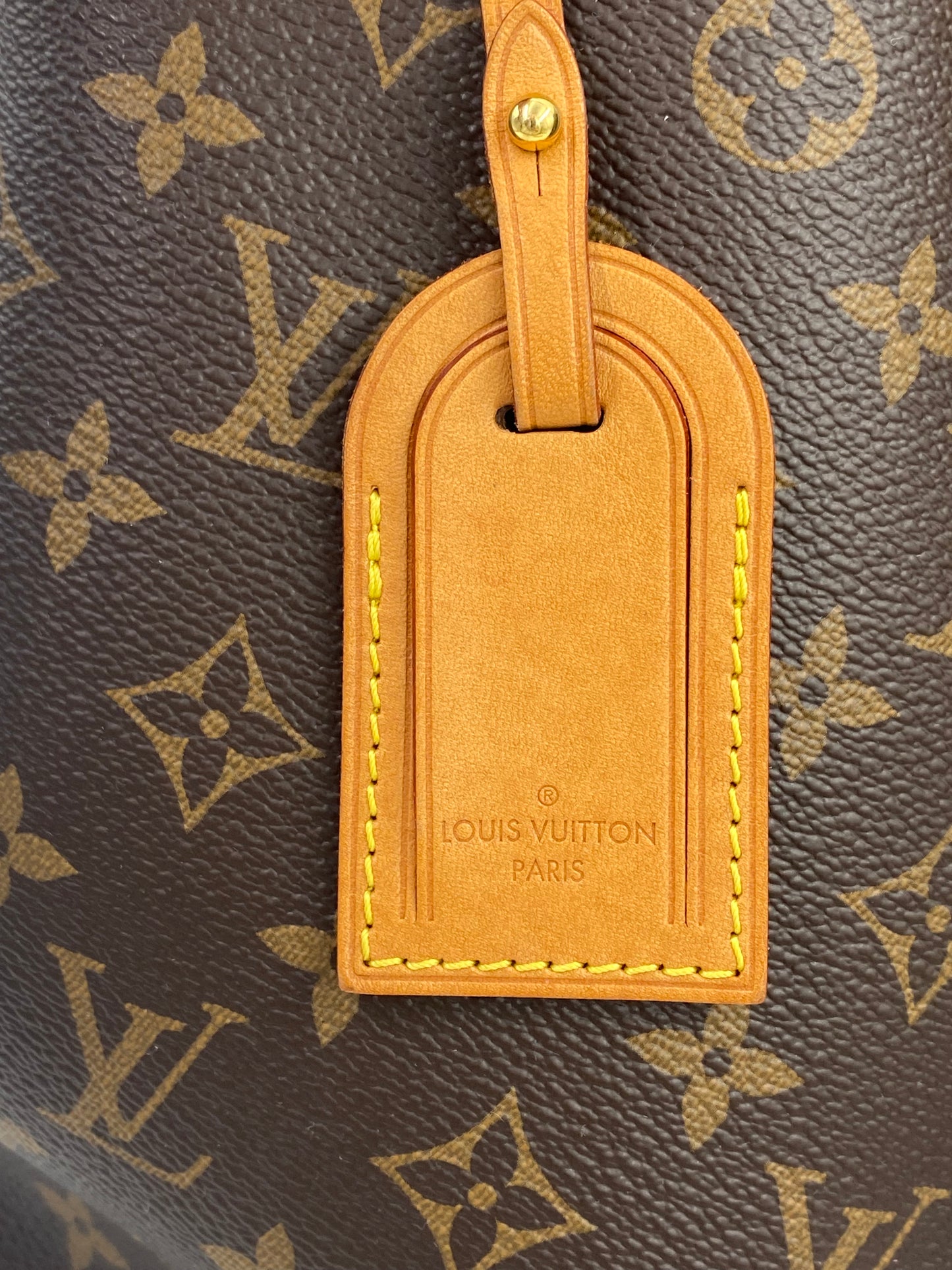 LOUIS VUITTON Graceful MM Monogram Canvas