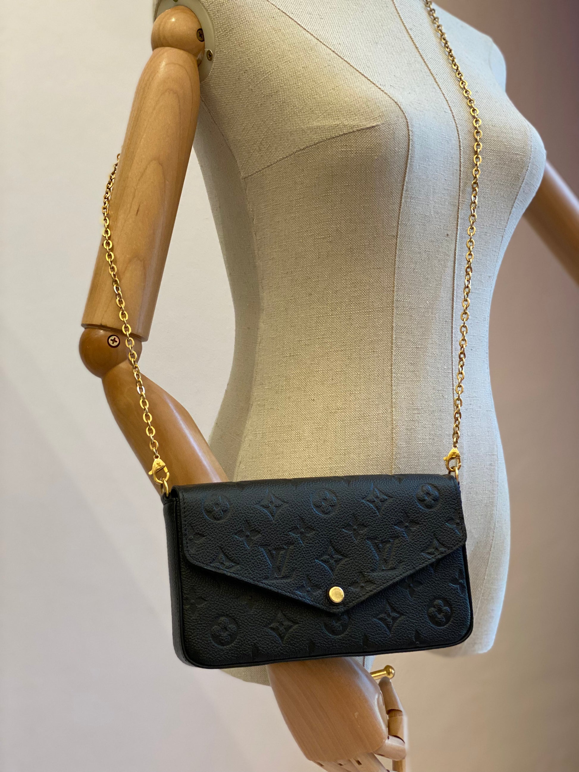 Pochette félicie gebraucht discount
