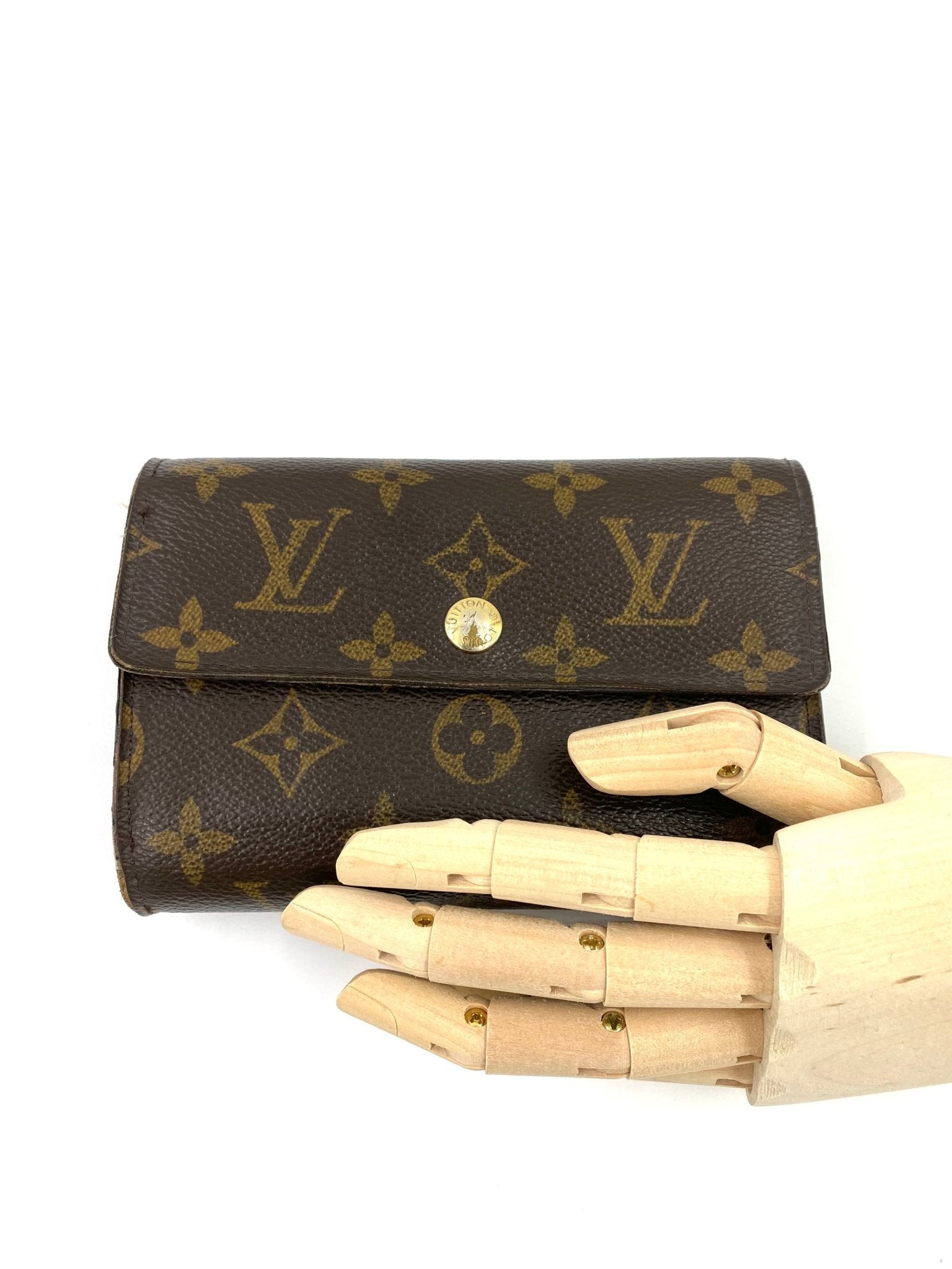 LOUIS VUITTON VIntage Wallet Alexandra Monogram Canvas