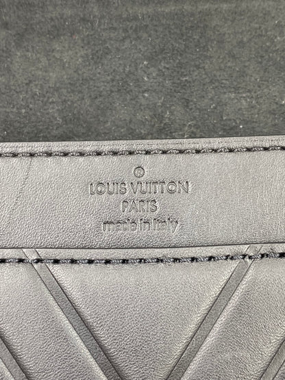 LOUIS VUITTON Pochette Louise schwarz