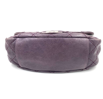 CHANEL Single Flap Bag "On the road" XL violett - Clutch & Macarons - 13347914 - Clutch & Macarons - 