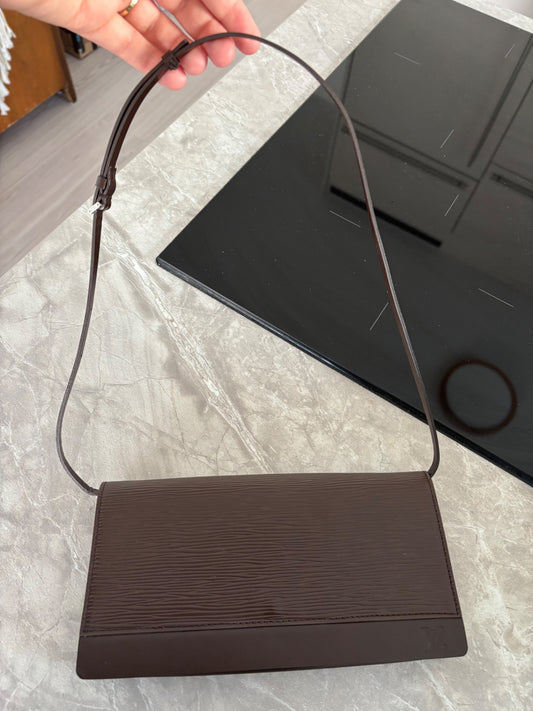 Louis Vuitton Pochette Honfleur Epi braun
