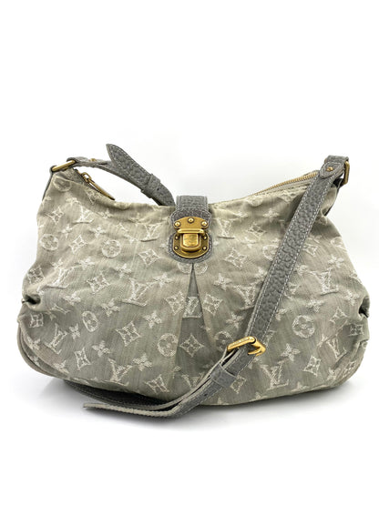 LOUIS VUITTON Slightly Monogram Denim Grau