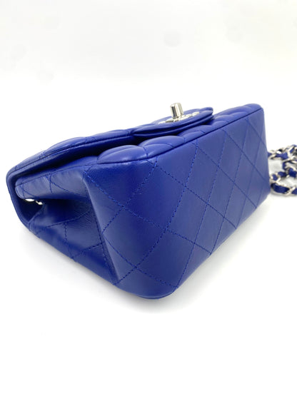 CHANEL Single Flap Bag blau