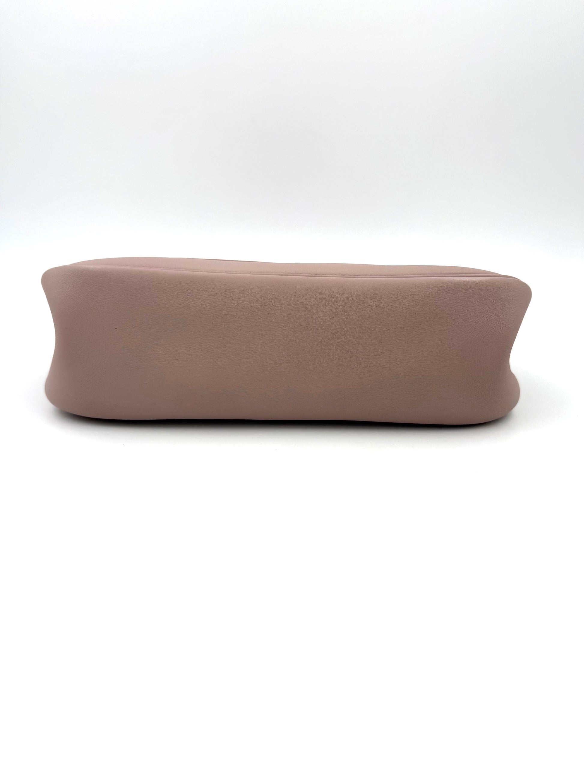 HERMÈS Berline 29 taupe PHW Designer Handtasche aus hochwertigem Leder in elegantem Taupe-Ton, zweite Ansicht Bodenfläche sichtbar.