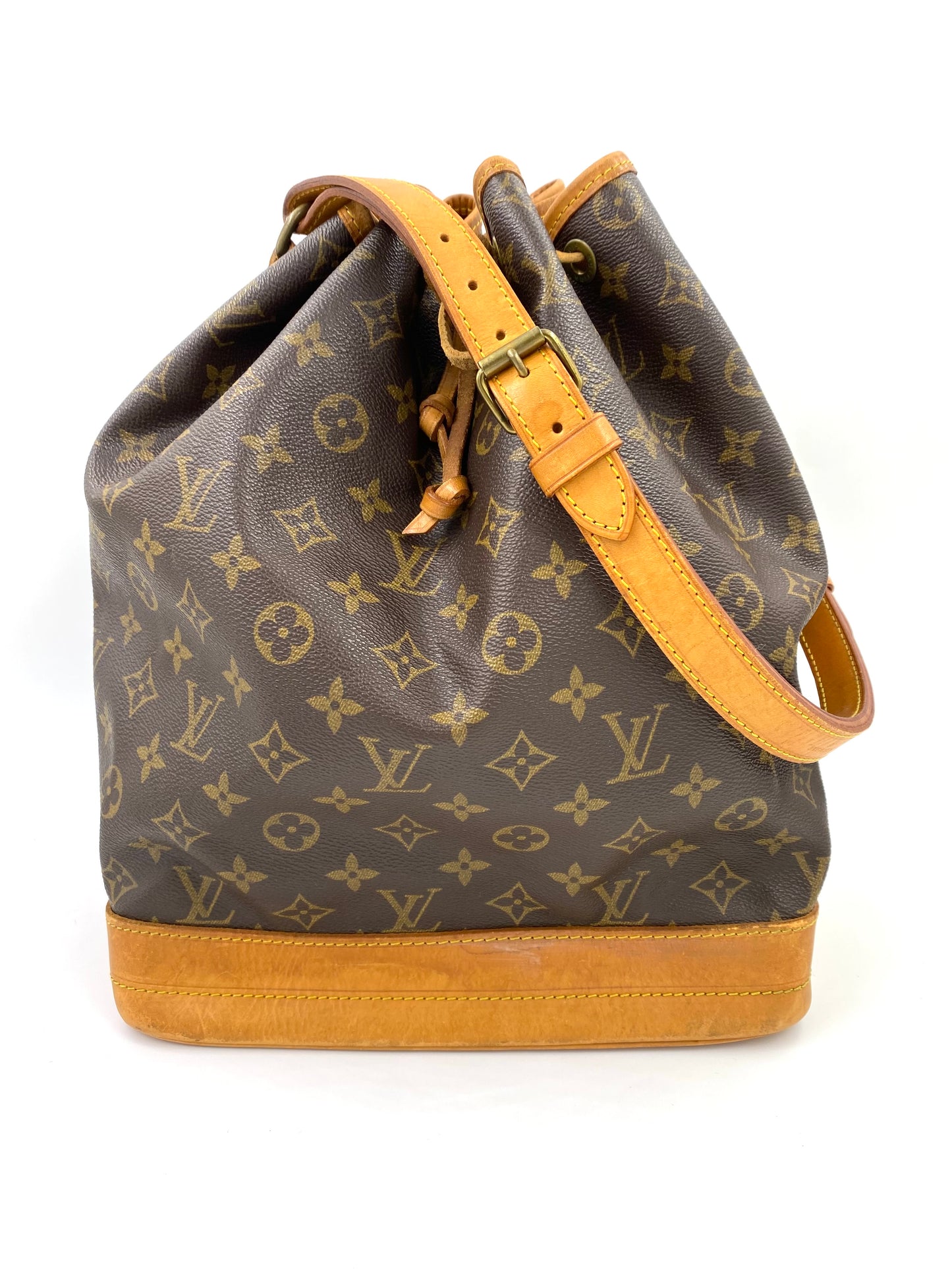 LOUIS VUITTON Sac Noe grande Monogram Canvas