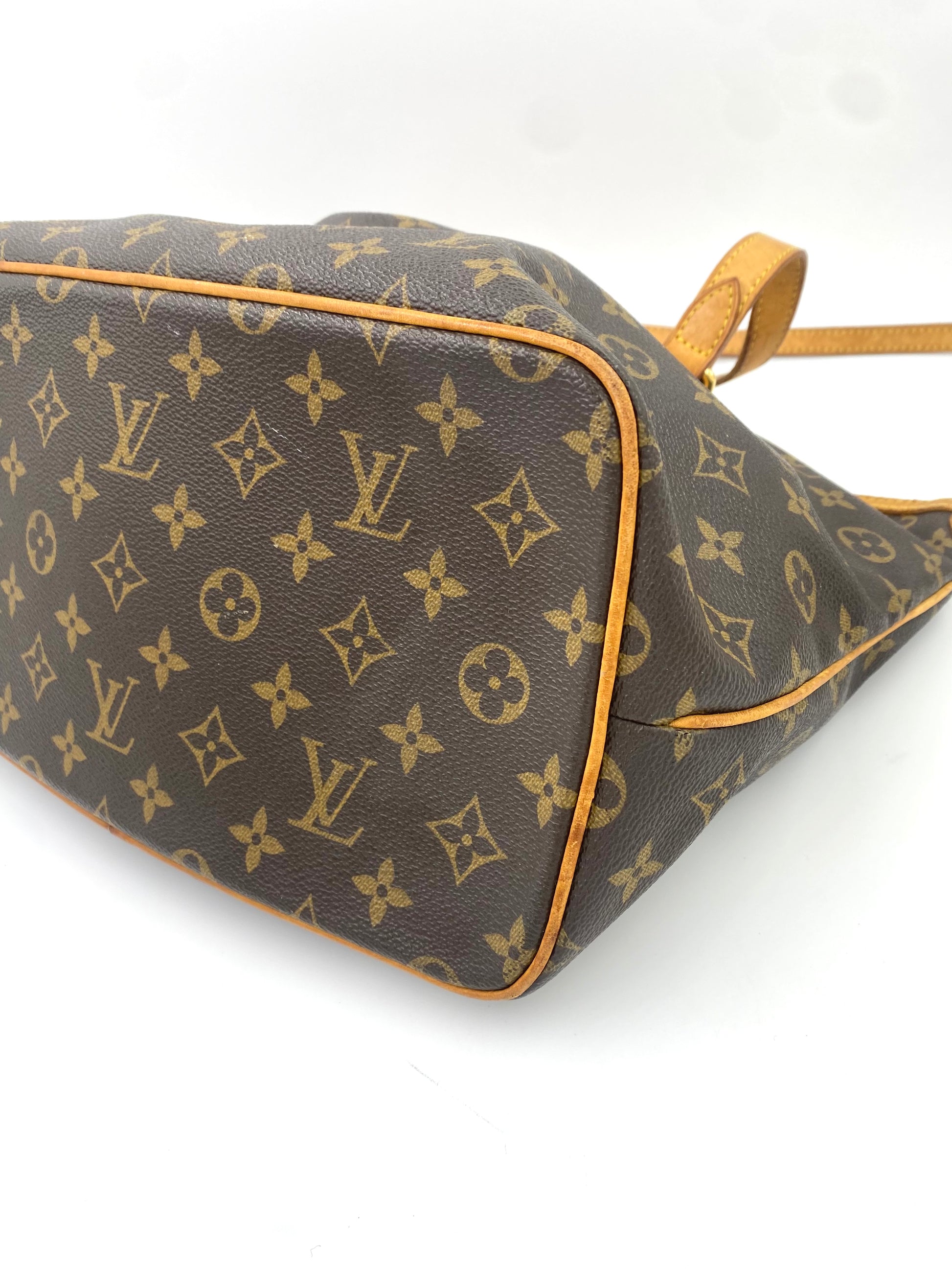 LOUIS VUITTON Palermo PM Monogram Canvas – Clutch & Macarons