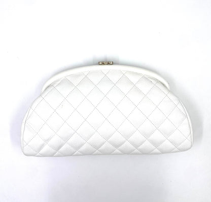 CHANEL quilted Clutch Caviarleder weiß