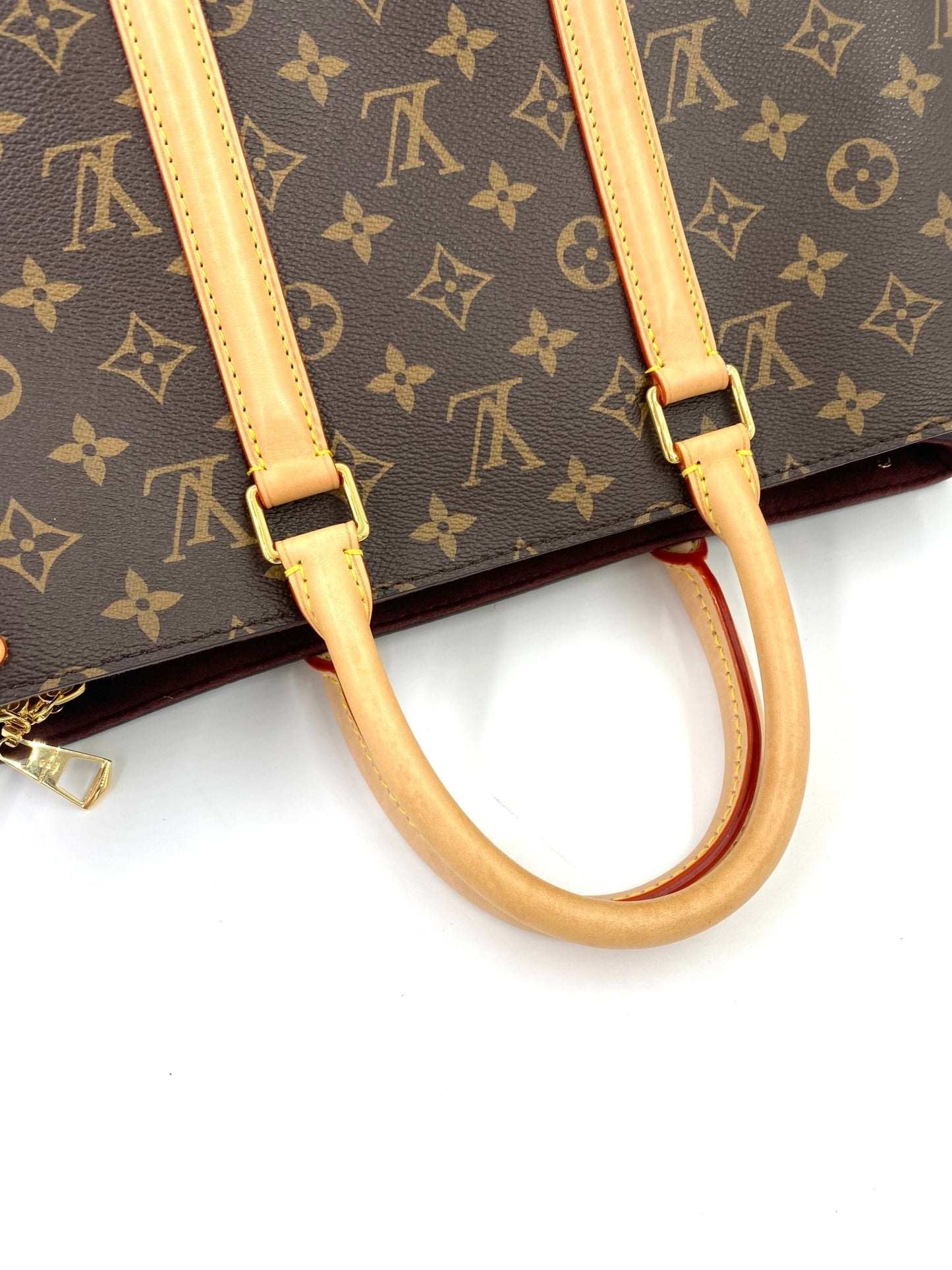 LOUIS VUITTON Soufflot MM Monogram Canvas mit Schulterriemen - Clutch & Macarons - Clutch & Macarons - 