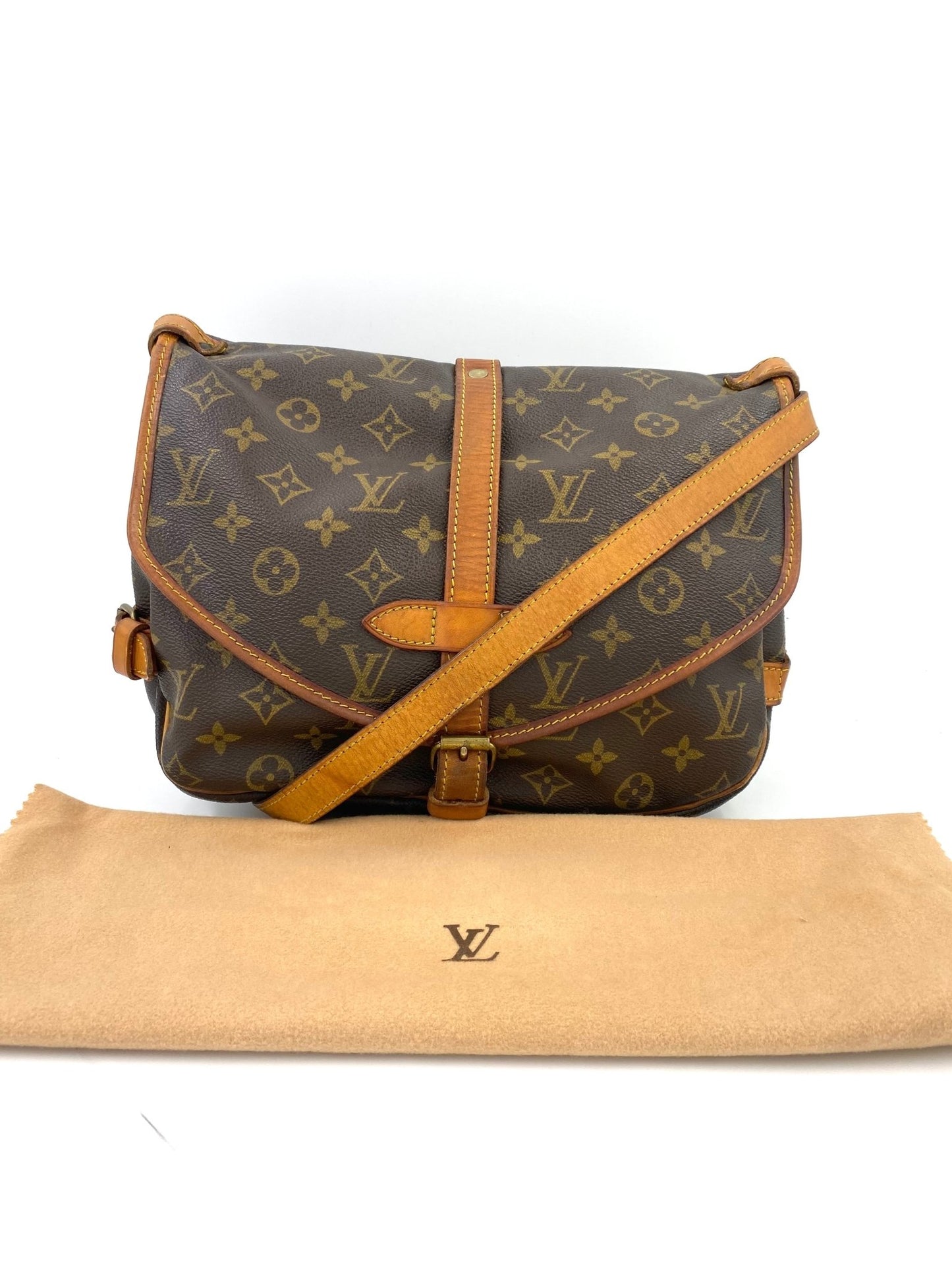 LOUIS VUITTON Saumur 30 Monogram Canvas - Clutch & Macarons - AR0930 - Clutch & Macarons - 