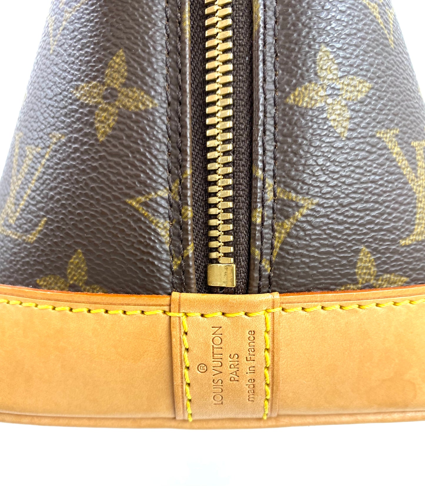 LOUIS VUITTON Alma PM Monogram Canvas mit Schulterriemen