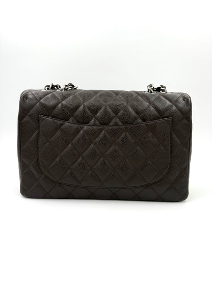 CHANEL Timeless Single Flap Jumbo Caviar dunkelbraun SHW, elegante Designer-Handtasche aus hochwertigem Leder, Secondhand-Qualität.