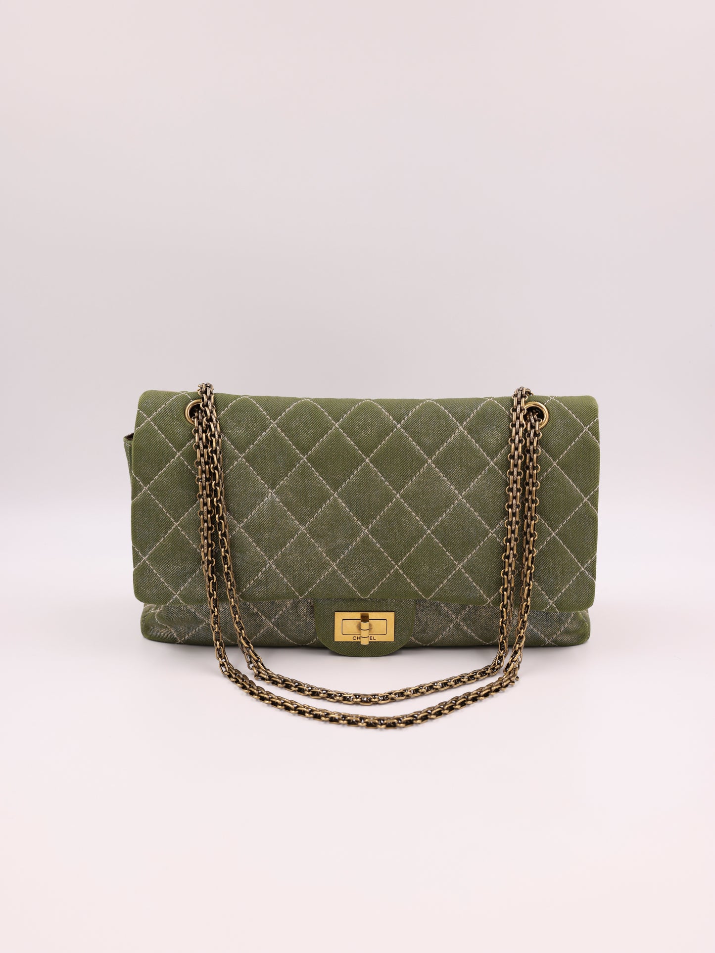 CHANEL 2.55 Double Flap Jumbo Denim GHW