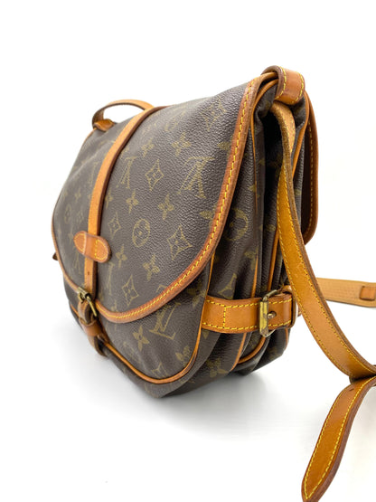 LOUIS VUITTON Saumur 30 Monogram Canvas