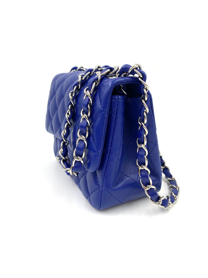 CHANEL Single Flap Bag blau