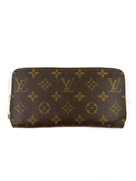 LOUIS VUITTON Zippy Monogram Canvas