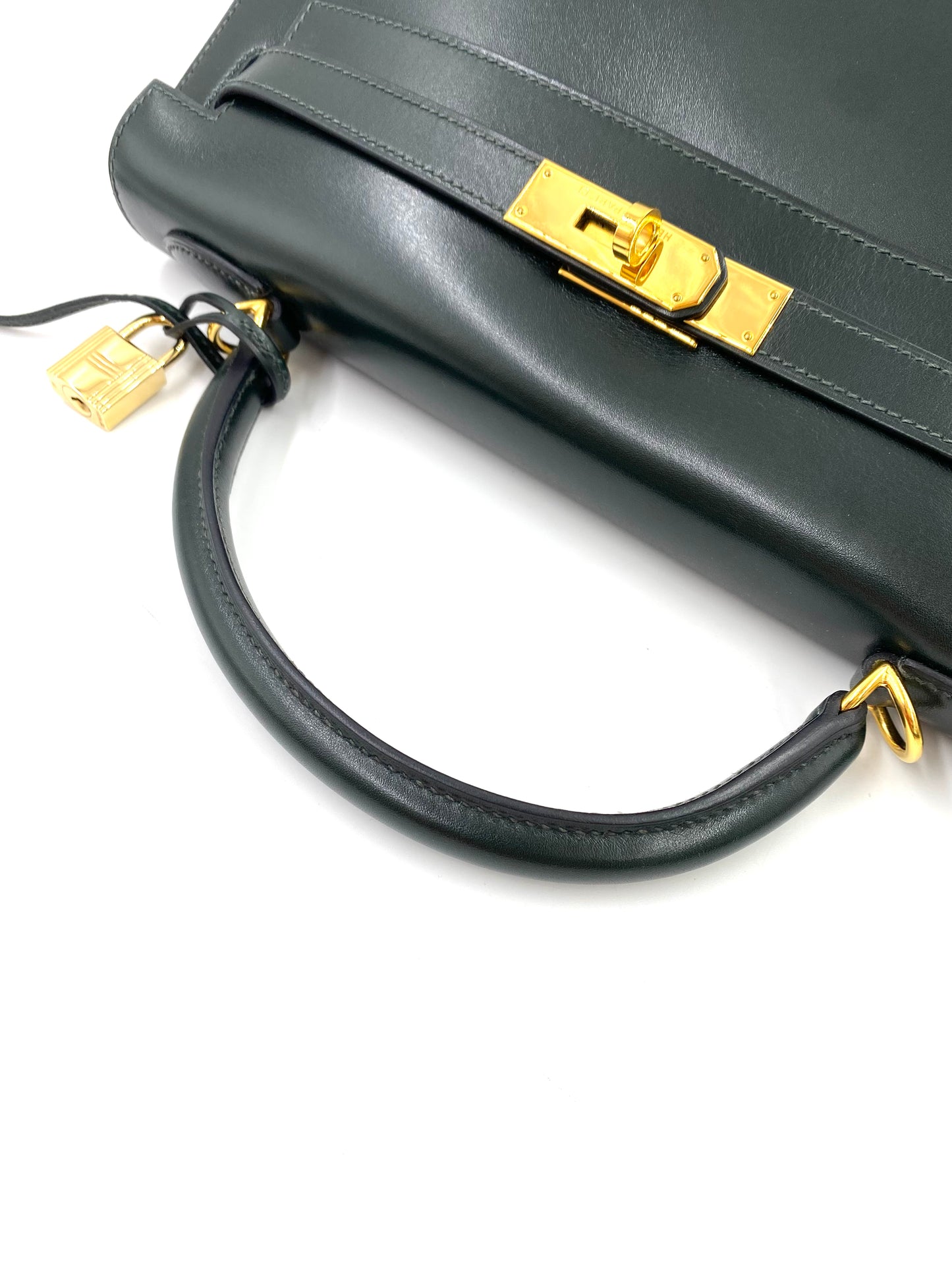 HERMÈS Kelly 32 Sellier dark green Boxkalbsleder mit gold Hardware