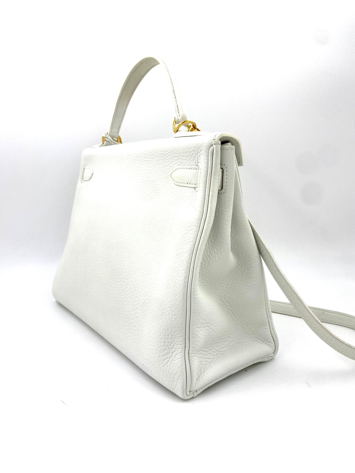 HERMÈS Kelly 32 Retourne Clemence-Leder Blanc mit gold Hardware