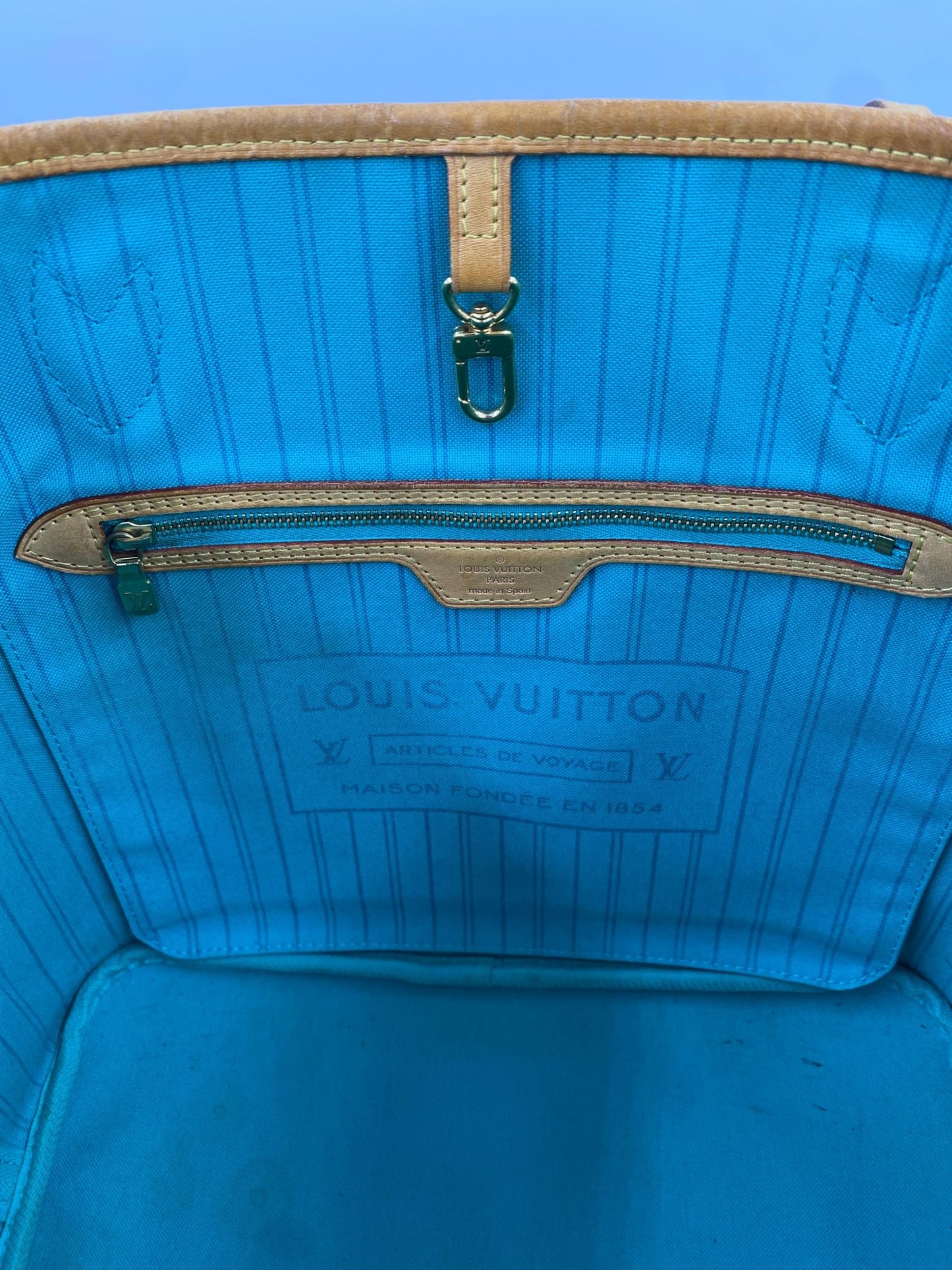 LOUIS VUITTON Neverfull MM Monogram - V Turquoise - Clutch & Macarons - CA1105 - Clutch & Macarons - 