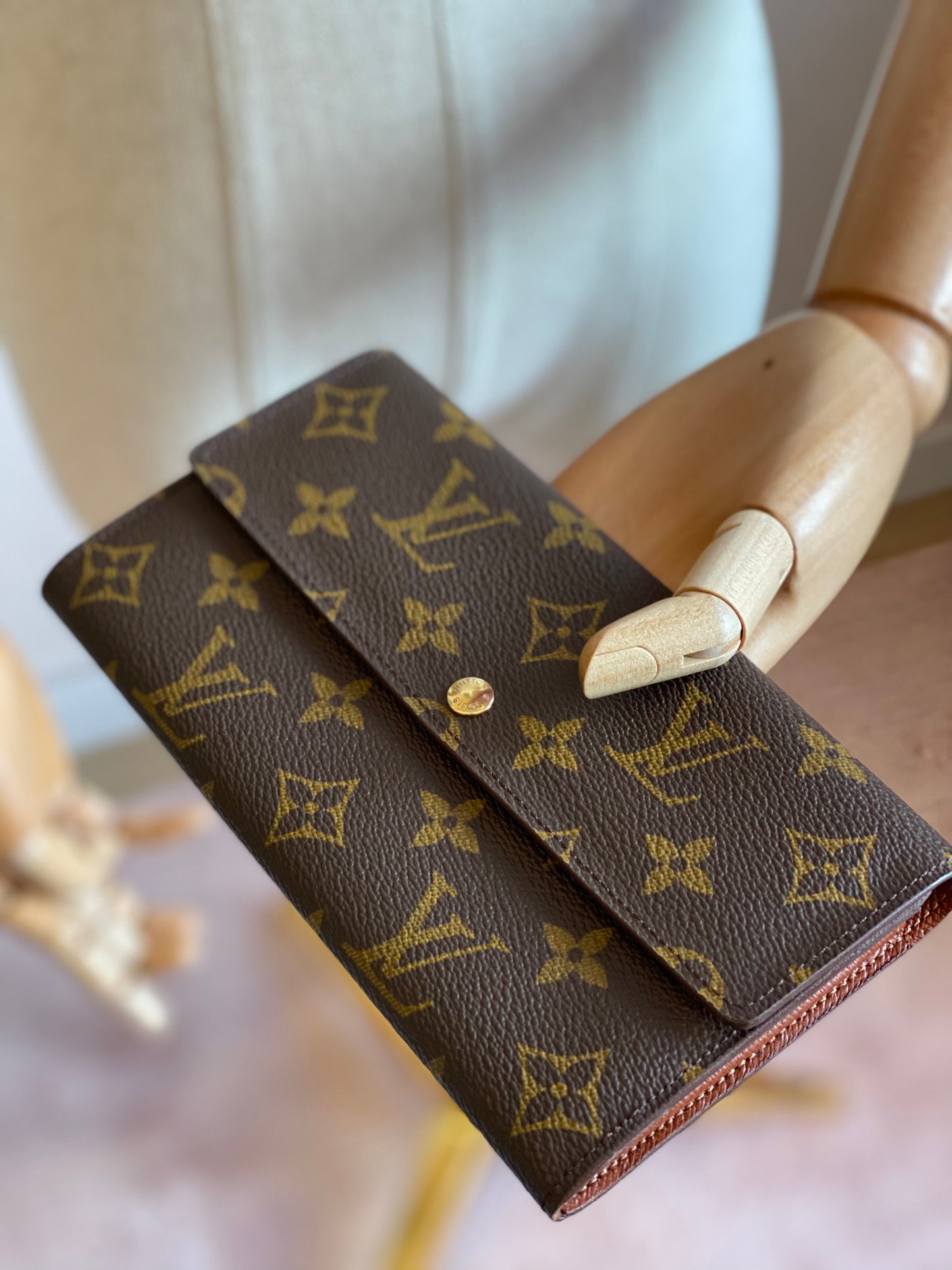 LOUIS VUITTON Portemonnaie Credit Monogram Canvas