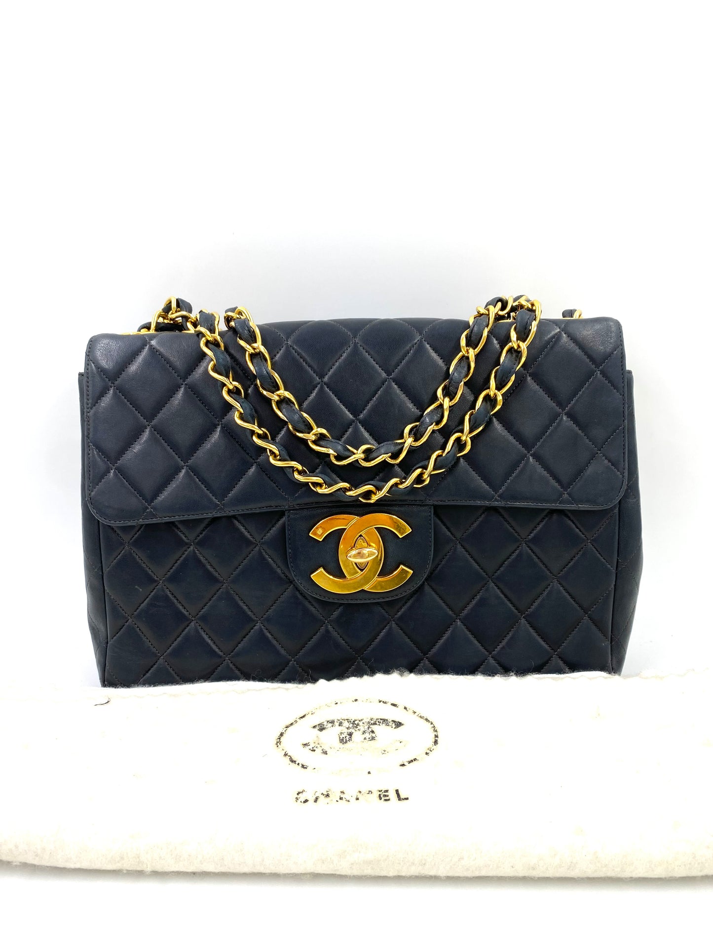 CHANEL Classic Single Flap Bag Jumbo navy Lammleder