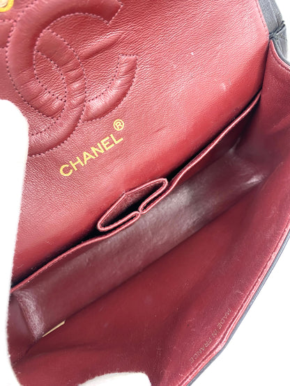 CHANEL Timeless Classic Double Flap Bag medium schwarz Lammleder