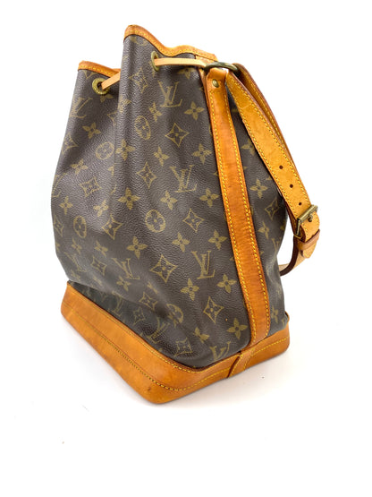 LOUIS VUITTON Noe Grande Monogram Canvas