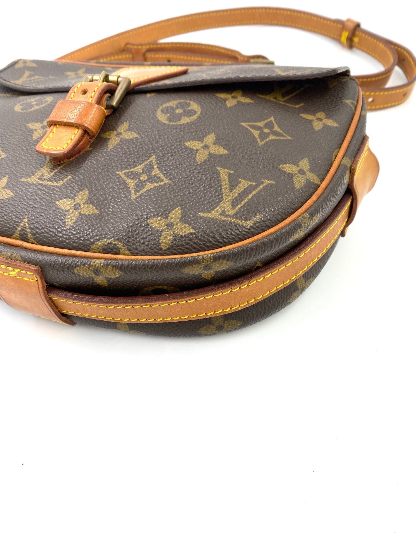 LOUIS VUITTON Jeune Fille Monogram Canvas Crossbodybag - Clutch & Macarons - Clutch & Macarons - 