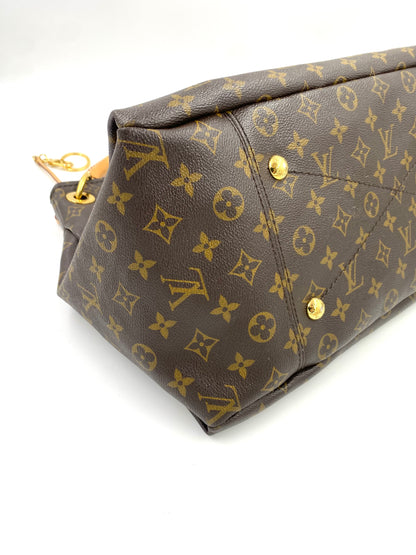 LOUIS VUITTON Artsy MM Monogram Canvas