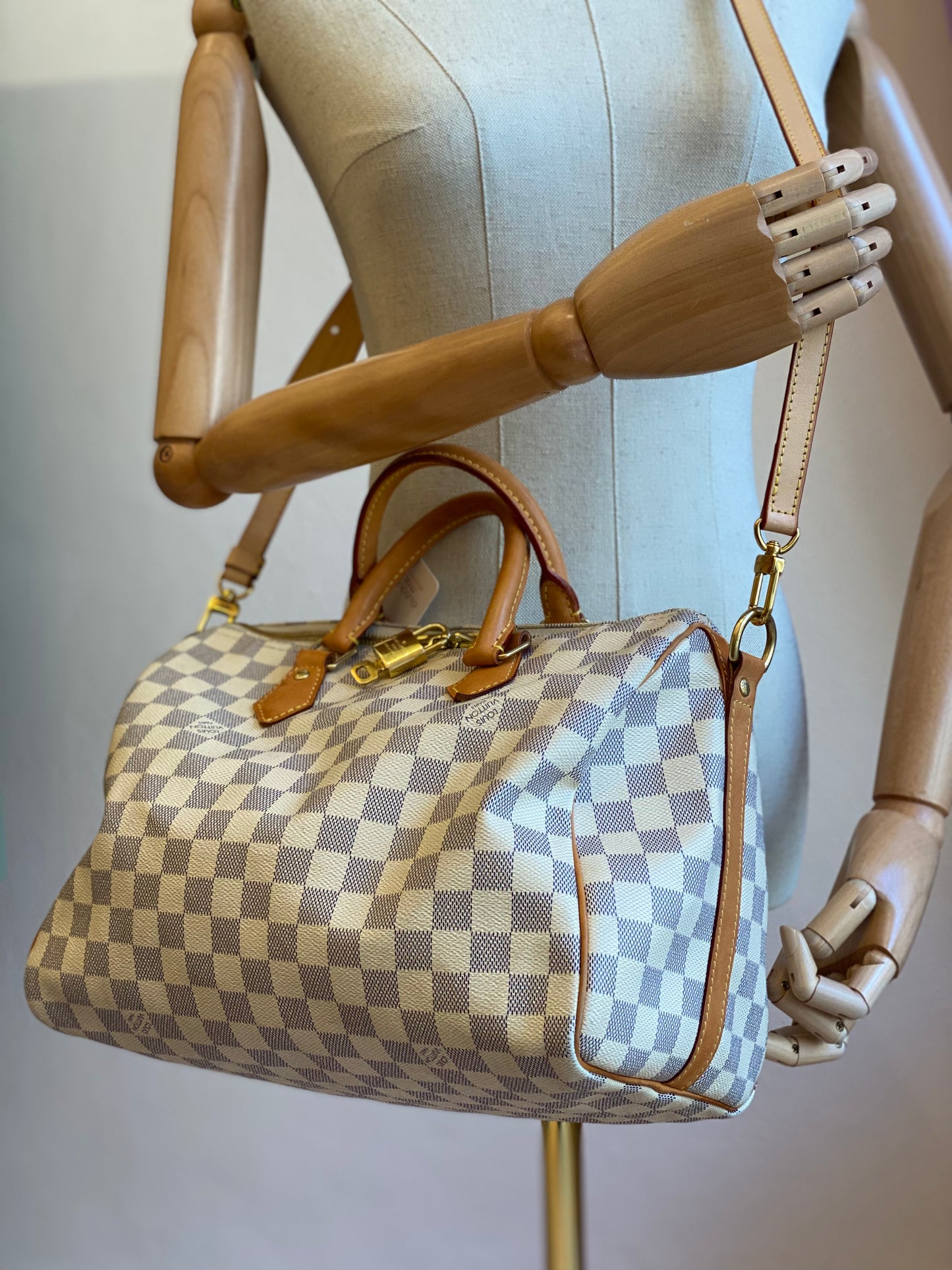 LOUIS VUITTON Speedy 30 Bandouliere Damier azur Clutch Macarons