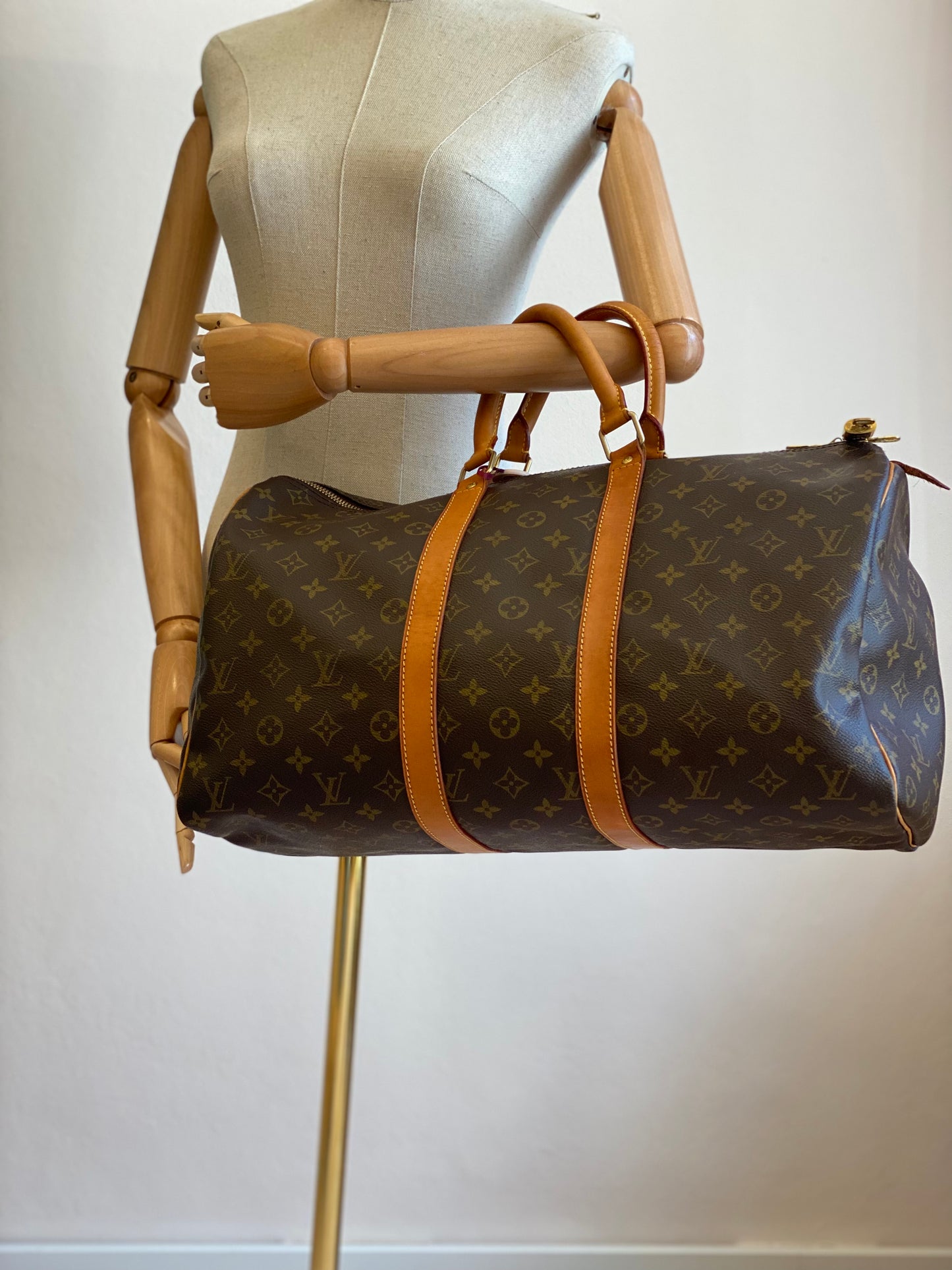 LOUIS VUITTON Keepall 45 Monogram Canvas