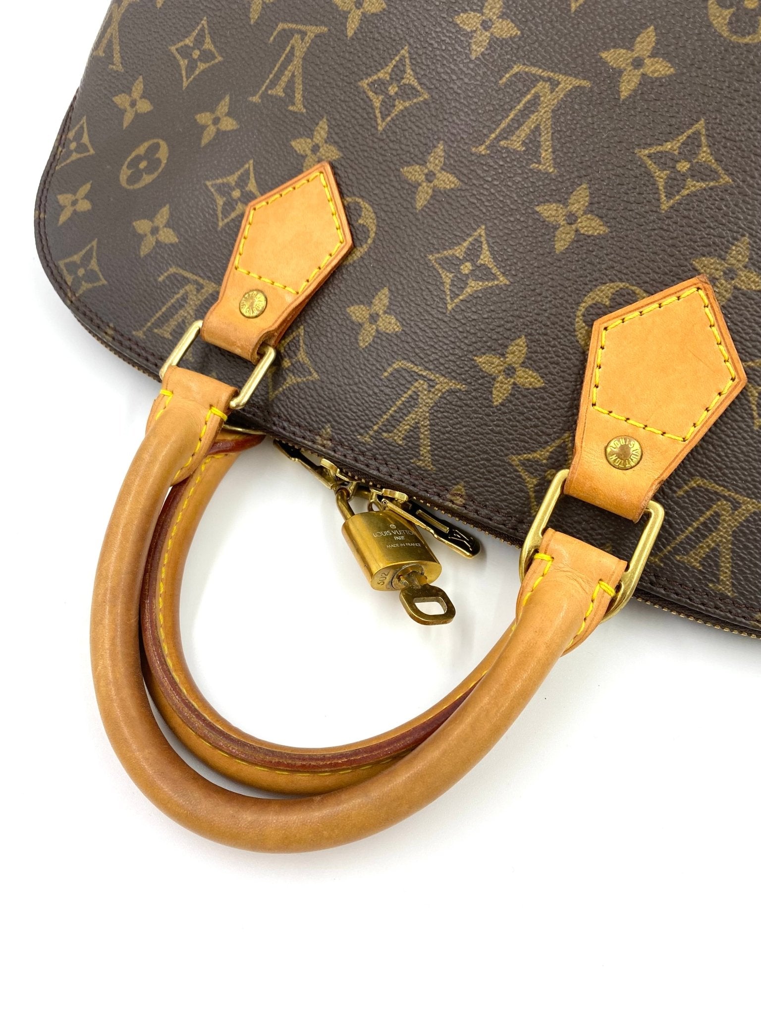 LOUIS VUITTON Alma PM Monogram Canvas - Clutch & Macarons - BA0040 - Clutch & Macarons - 