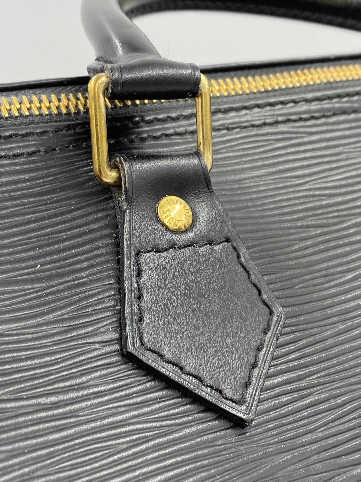 LOUIS VUITTON Speedy 30 Epi noir