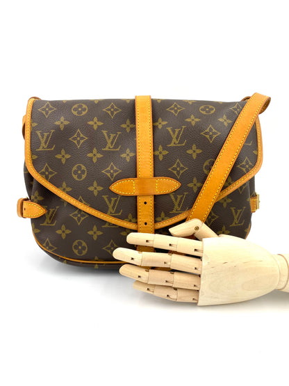 LOUIS VUITTON Saumur 30 Monogram Canvas