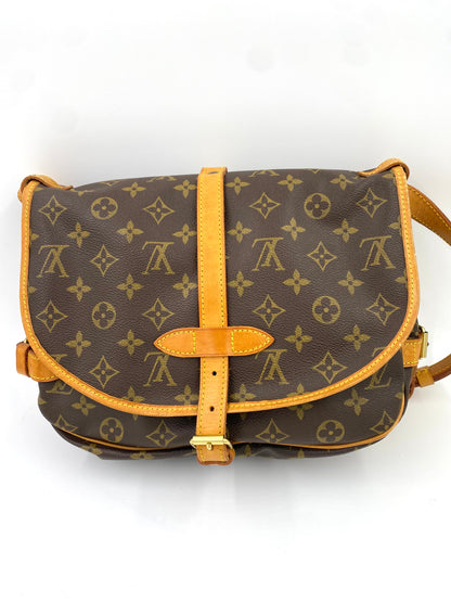 LOUIS VUITTON Saumur 30 Monogram Canvas