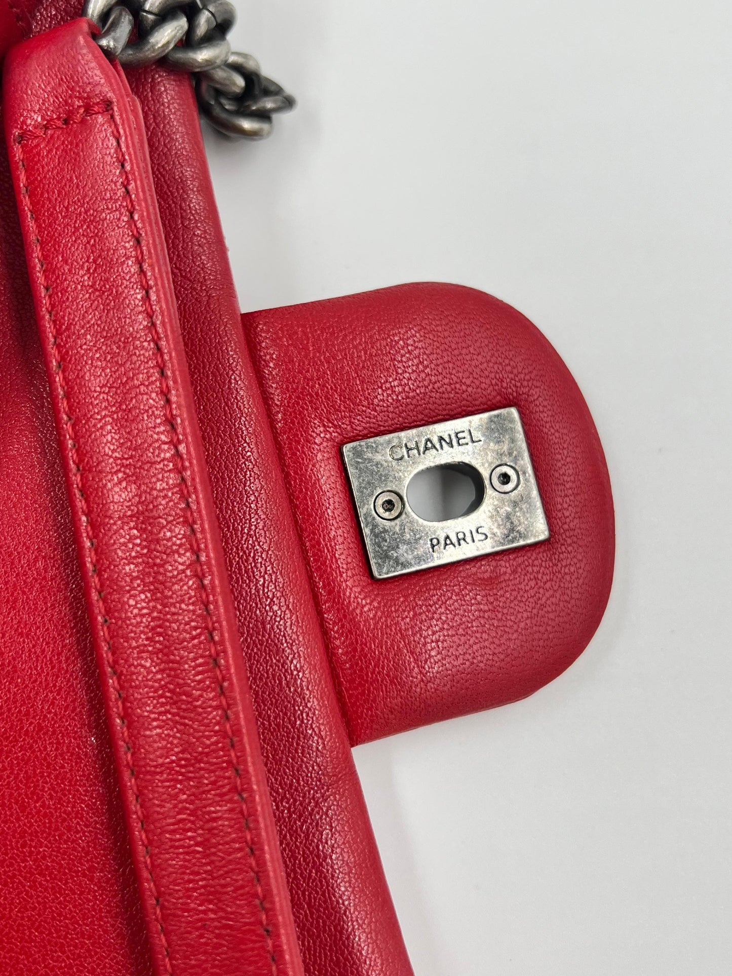 CHANEL Single Flap Jumbo Rue Cambon rot SHW rote Designerhandtasche mit silberfarbenem Verschluss