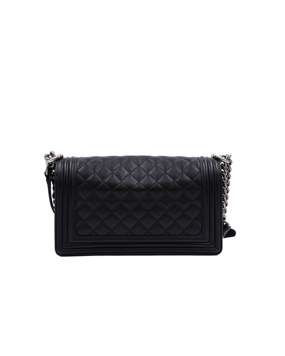 CHANEL Boy Medium schwarz SHW antik schwarze gesteppte Designerhandtasche mit Kettenriemen